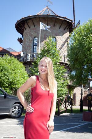 Original 3744 px/ 5616 px