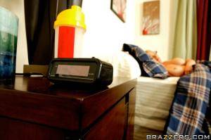 Original 900 px/ 599 px