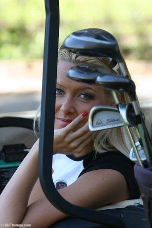 Original 853 px/ 1280 px