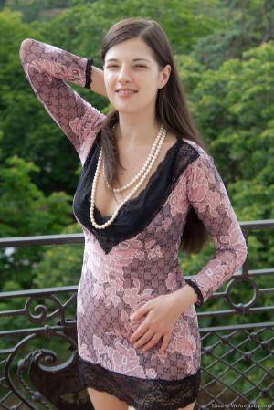 Original 854 px/ 1280 px