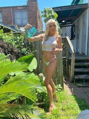 Original 768 px/ 1024 px