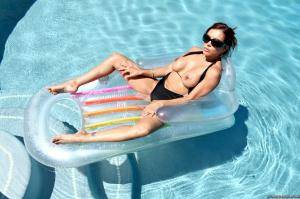 Original 2495 px/ 1663 px