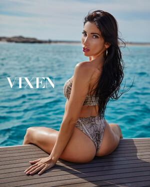 Original 2000 px/ 2500 px