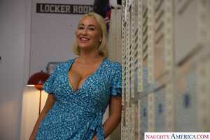 Original 2500 px/ 1667 px