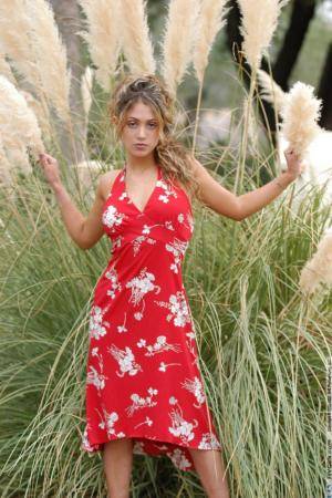 Original 700 px/ 1052 px