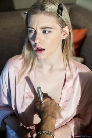 Original 1443 px/ 2160 px