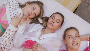 Original 7680 px/ 4320 px