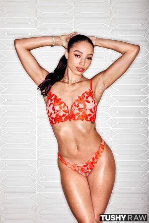 Original 2000 px/ 2999 px