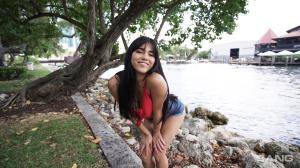 Original 2600 px/ 1462 px