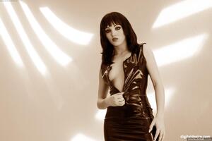 Original 1600 px/ 1067 px