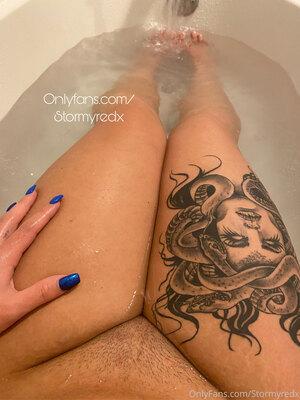 Original 2999 px/ 3999 px