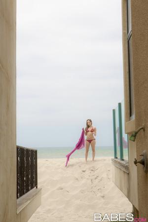 Original 532 px/ 798 px