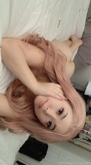 Original 1000 px/ 1805 px