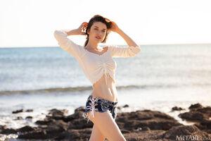 Original 2048 px/ 1366 px