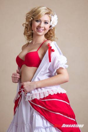 Original 683 px/ 1024 px