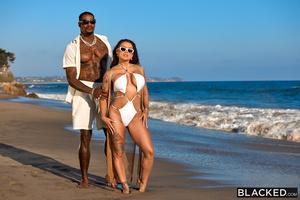 Original 2999 px/ 2000 px