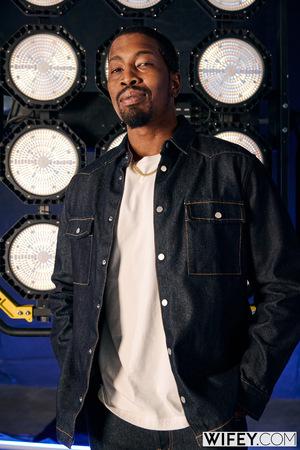 Original 2000 px/ 2999 px