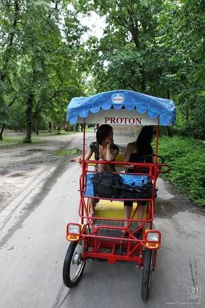 Original 853 px/ 1280 px