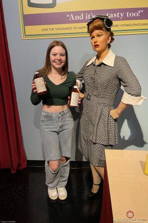 Original 2000 px/ 3000 px