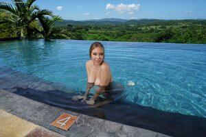 Original 4500 px/ 3000 px