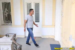 Original 1903 px/ 1269 px