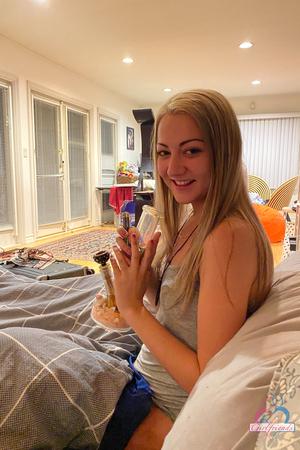 Original 2000 px/ 3000 px