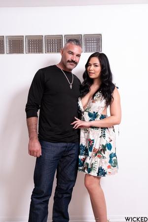 Original 1280 px/ 1920 px