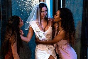 Original 2999 px/ 2000 px