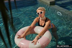 Original 3000 px/ 2000 px