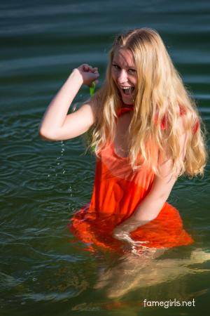 Original 3840 px/ 5760 px