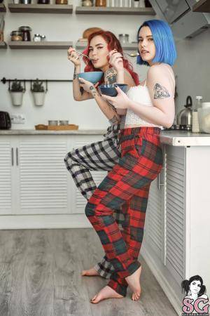 #SuicideGirls corny-girlsy-alenagzhel-cabani