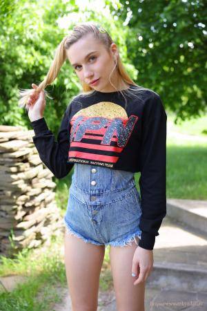 Original 2400 px/ 3600 px