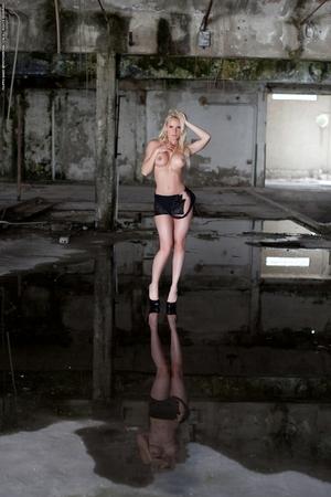 Original 2000 px/ 3000 px