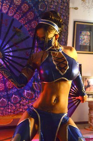 Original 700 px/ 1057 px