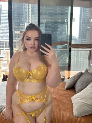 Original 640 px/ 853 px