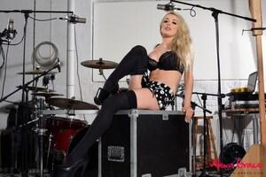 Original 1800 px/ 1201 px