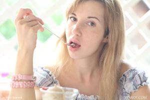 Original 5000 px/ 3334 px