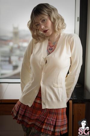 #SuicideGirls Mistyy - Fantasy Reading