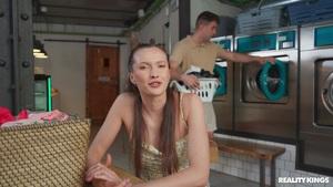 Original 1920 px/ 1080 px