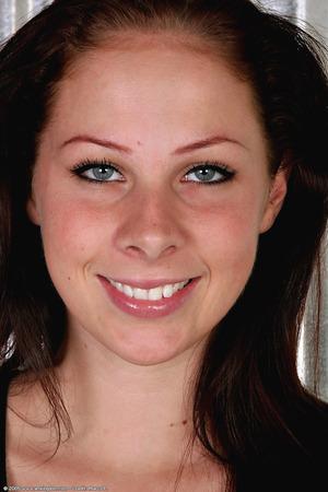 Original 682 px/ 1024 px