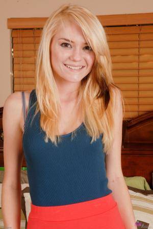 #AmKingdom - Amateurs Series 16 Softcore 166 Chloe Foster