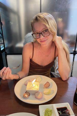 Original 2000 px/ 3000 px