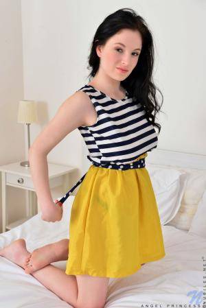 Original 855 px/ 1280 px