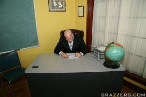 Original 900 px/ 600 px