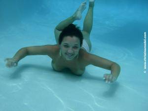 Original 1600 px/ 1200 px