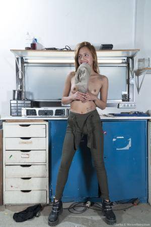 Original 2000 px/ 3000 px