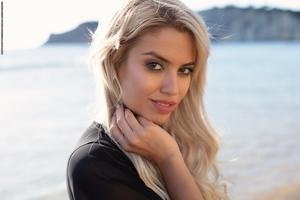 Original 3000 px/ 2000 px