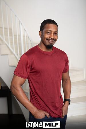 Original 2560 px/ 3840 px