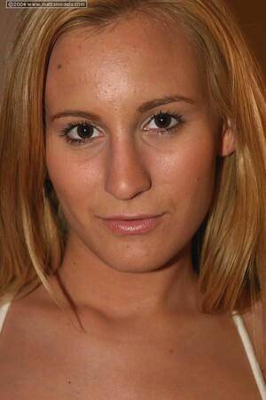 Original 711 px/ 1067 px