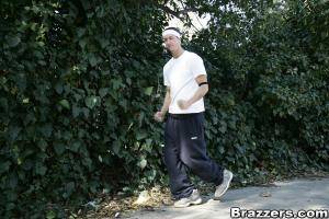 Original 900 px/ 600 px